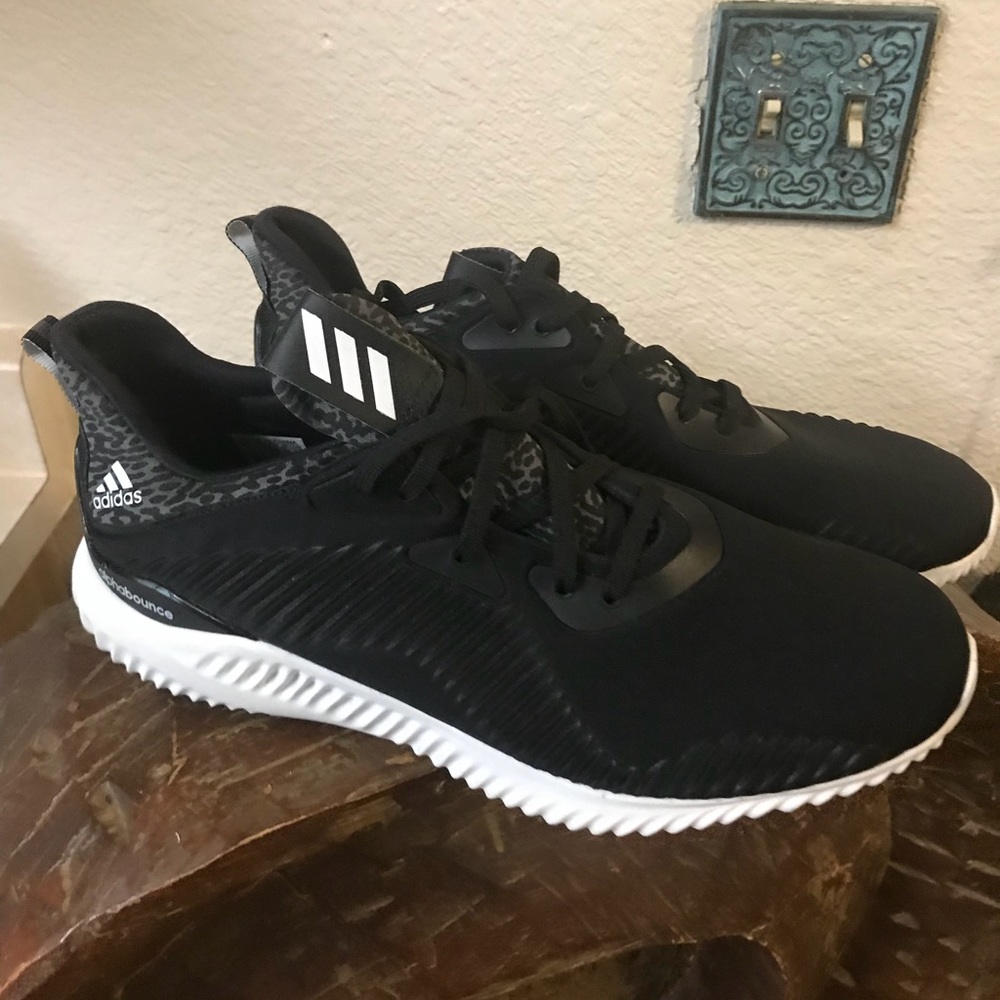 Adidas Bounce NEW SOLD